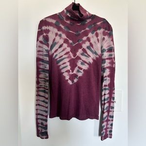 We The Free turtleneck long sleeve top!